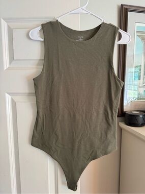 Nuuds Dark Olive Green Classic Crew Tank Bodysuit- Size M